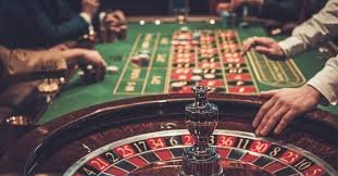 bet11 প্লিংকো গেমের মূল বোর্ড ও বল পড়ার দৃশ্য